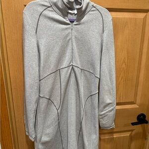 Athleta Heather Gray Long Sleeve Top